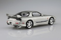 Aoshima 1/24 MAZDA RX7 VEILSIDE COMBAT Plastic Model Kit