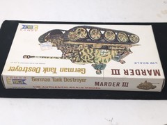 ESCI Armor- MARDER III German Tank Destroyer 1:72 Model Kit