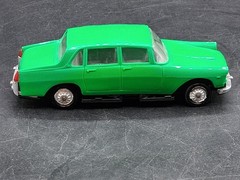 Norev 1:43 Scale Lancia Flaminia – Green Plastic – Made in France