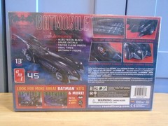 AMT #1295 1/25 SCALE BATMOBILE DC COMICS NEW IN DAMAGED BOX