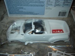 Revell 85-4052 Model Kit CHEVY SSR Box opened kit Factory Sealed 1/25 scale 2013