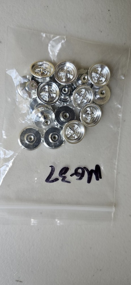 MODEL CAR PARTS WHEELS, COMBINE SHIPPING MG37