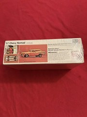 *RARE* Vintage Factory Sealed Revell 1957 Chevy Nomad Model Kit in 1/25 H1260
