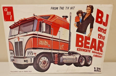 AMT Matchbox BJ & The Bear Kenworth Aerodyne Cabover Kit # 5021 Open Box