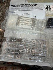 AMT 1964 FORD MODIFIED STOCKER SEALED INSIDE KIT! CIRCA 2007! VMCP!