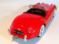 Ertl Hamilton 1948 Jaguar XK120 Red Roadster 1:18 Die Cast Model