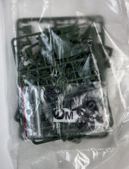 1/72 Soviet Airfield Fuel & Starter Trucks & Ground Crew X 2 (4 kits)