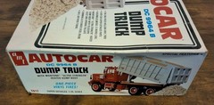 AMT 1:25 Scale Autocar DC 9964 B Dump Truck Boxed Model Kit **BOX HAS DAMAGE**