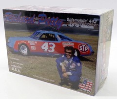 Salvinos JR Models RPO1979D 1:25 Richard Petty’s 1979 Winning Oldsmobile 442