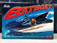 Polar Lights 1:25 Scale Plastic Model Kit BATMAN BATBOAT ROBIN ~ Started