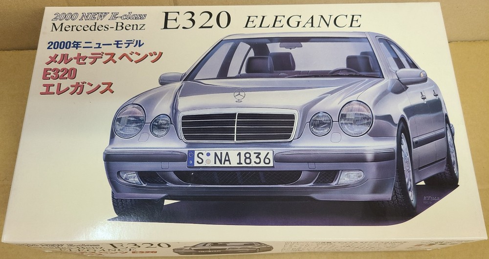 FUJIMI Mercedes-Benz E320 Elegance 2000 New E-class 1/24 Plastic Model Kit