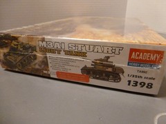 ACADEMY 1/35 M3A1 STUART LIGHT TANK #1398 SEALED YEAR 2002