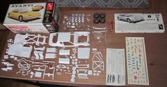 AMT 1963 Studebaker Avanti 3-in-1 Trophy Series Unbuilt Kit # 2064 Orig ’60s Iss