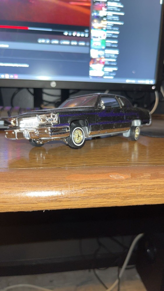 Custom Lowrider Cadillac on 3 wheels