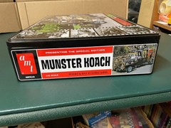 Vintage 2000’s AMT The Munsters Koach & Drag-u-la in Tin Factory Sealed Inside