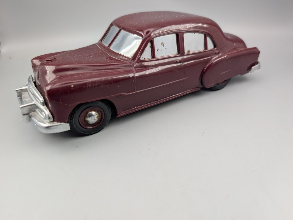 1951 CHEVROLET 4 DOOR STYLELINE 1/25 scale – PROMO / BANK–MAROON ORIGINAL