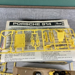 Revell Porsche 914 Yellow 1:25 Plastic Car Model Kit H-1317 1971