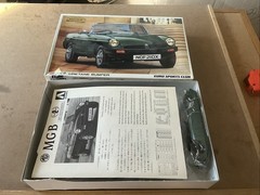AOSHIMA #01398 EURO CLUB MGB URETANE BUMPER MODEL SEALED CONTENTS