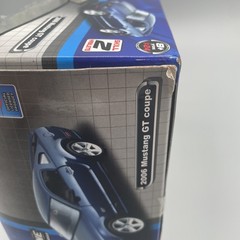 Maisto Assembly Line 2006 Ford Mustang GT Coupe 1:24 Die Cast Model Kit Lime Grn