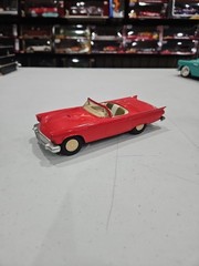 Dealer Promo Car Ford Thunderbird T-Bird Convertible 1957 1/25 Red AMT Friction