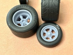 1/24 Scale: 17/15-inch “Torq Thrust D” Wheels W/Drag Slicks; Resin