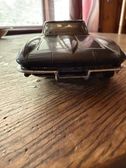 MPC 1967 Chevy Corvette Stingray – Plastic Model Car Vehicle Kit – 1/25 Scale