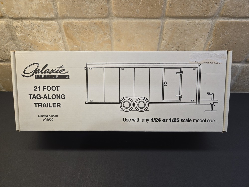 Galaxie Limited, 21 Foot Tag-Along Trailer, 1:24/1:25,Slightly Started, Complete