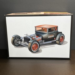New AMT 1925 Ford Model T Chopped T Retro Deluxe 1:25 AMT1167/12 Inside Unopened
