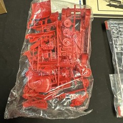 AMT Ertl 1962 Corvette 3 in 1 Kit # 6521 1:25 Unassembled