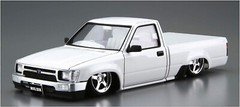 AOSHIMA The Tuned Car No.41 RN80 HILUX CUSTOM ’95 TOYOTA 1/24