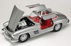 Tamiya 1/24 Sports Car Series No.338 Mercedes-Benz 300 SL Plastic Model 24338