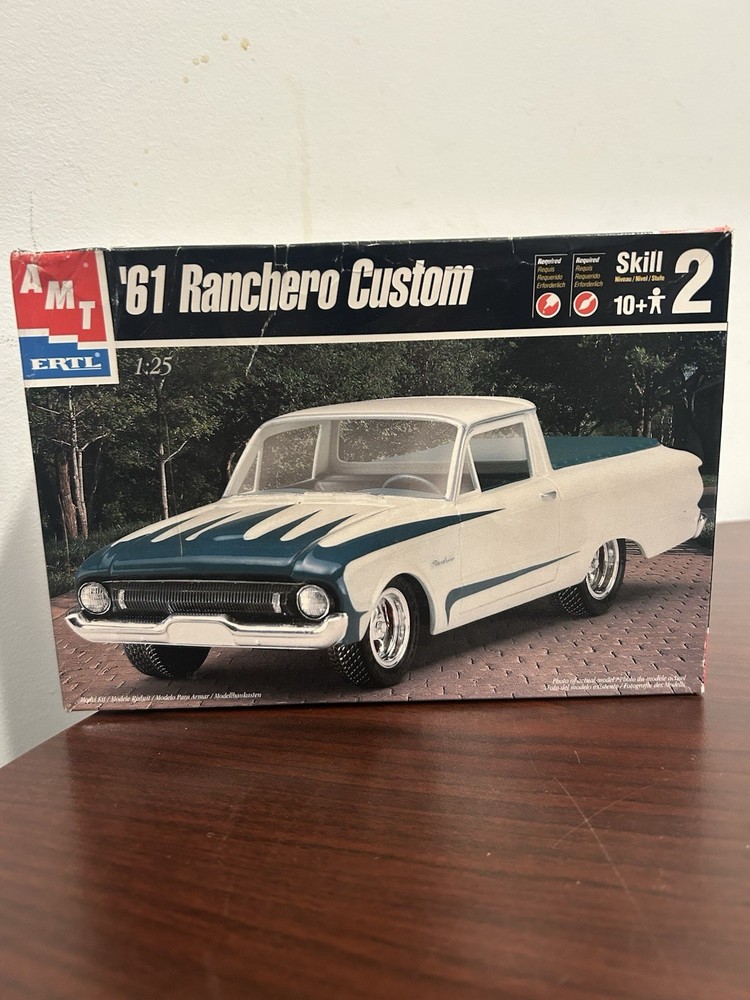 AMT ’61 Ranchero Custom 1/25 Scale Kit #8062 Factory Bagged Parts