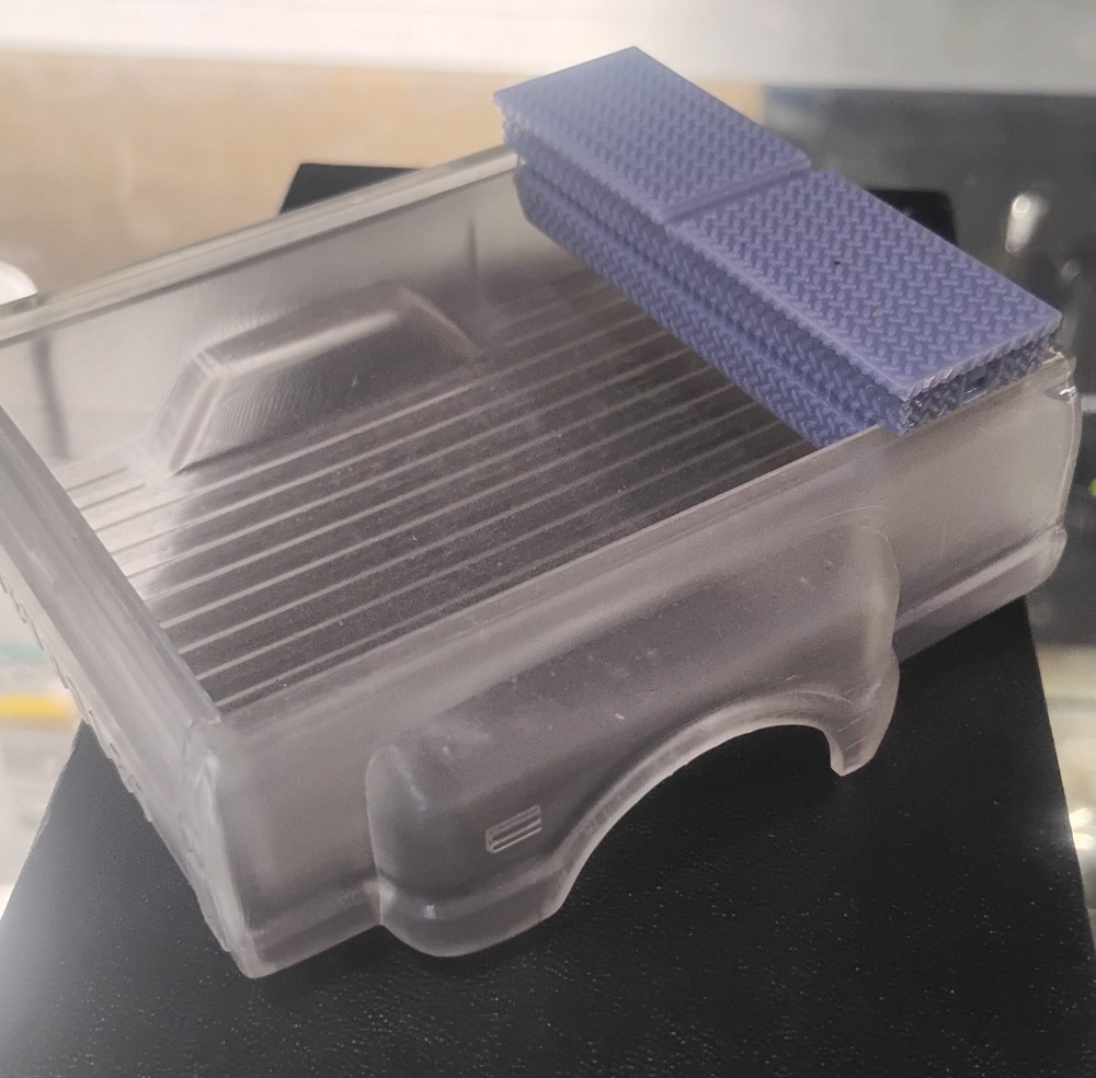 3D Printed 1/25 Diamond Plate Truck Tool Box Saddle Box