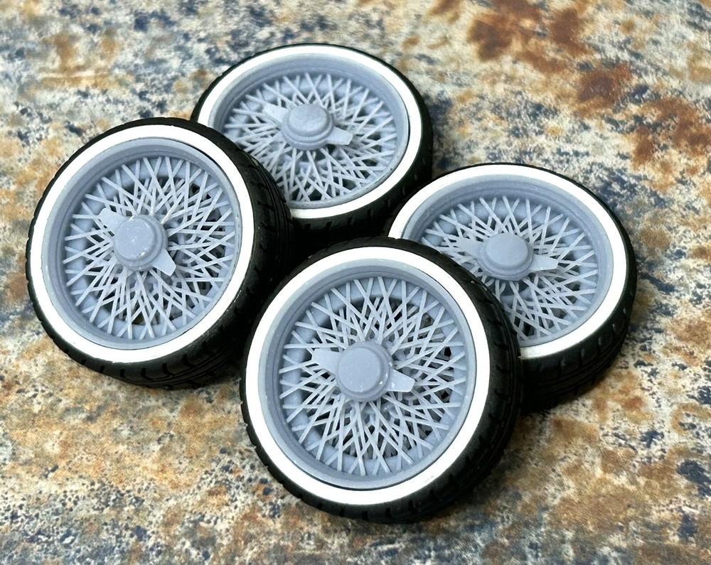 Resin 22-Scale Inch “Wire Wheels” W/Whitewall Tires, 1/24,1/25