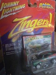 2005 Johnny Lightning ZINGERS 70 PLYMOUTH GTX # 56 SEE PHOTOS