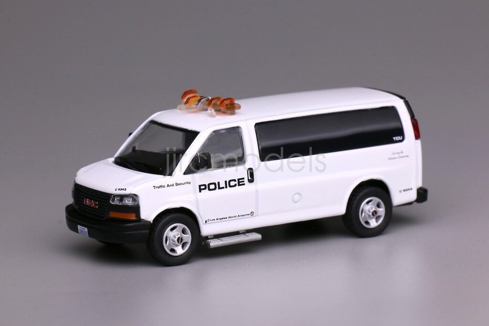 596 1:64 White LA Airport Police Van Diecast Display Toy Model
