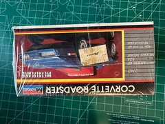 Monogram Metal Flake Corvette Roadster Model Kit Factory Sealed Box