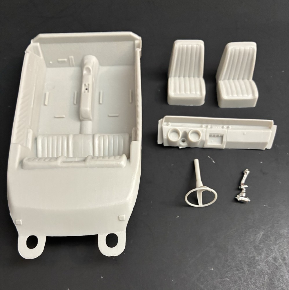 66 Buick Wildcat INTERIOR TUB, STEERING WHEEL, MORE 302 1600A Model Car Parts