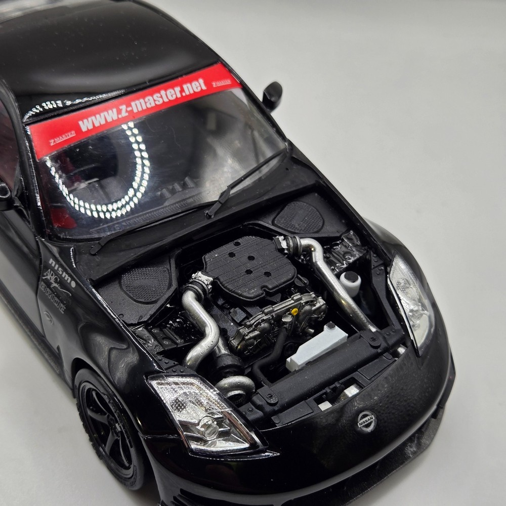 1/24 350z Engine Bay and VQ35HR Transkit