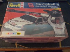 REVELL Nascar #8 Dale Earnhardt TRIBUTE CONCERT MONTE CARLO Model Kit #85-2844