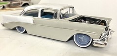 Resin 22 In. Low Rider Dayton Style Wheels, W/One In. Whitewalls,1/24 1/25 Scale