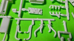 AMT 1988 Ford Mustang GT 1/25 Frame Axle Rear 5.0 302 Engine Chrome Race Parts