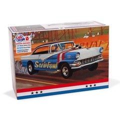 AMT 1956 Ford Victoria Hardtop 1/25 AMT1308 Plastics Car/Truck 1/24 1/25