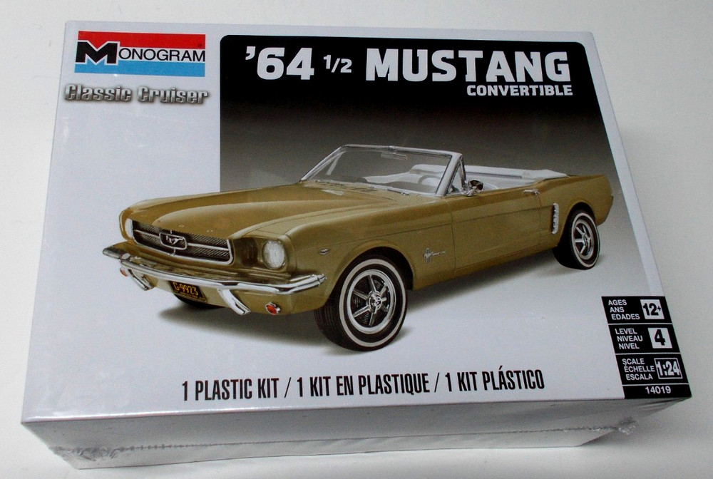 Monogram 1964 1/2 Mustang Convertible 1:24 Model Car Kit Classic Cruiser, Sealed