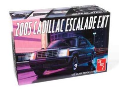 Cadillac 2005 Escalade EXT 1:25 scale model car kit AMT1317