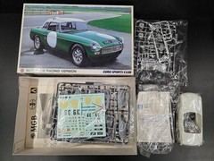 AOSHIMA MG MGB CLUB RACING VERSION 1/24 SEALED INSIDE COMPLETE T9