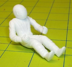PARTS – DIORAMA – SITTING DRIVER FIGURE – 1/24 SCALE