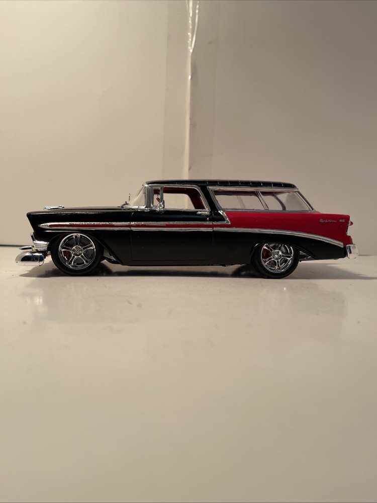 1956 Chevy Bel Air Nomad Station Wagon built Model Car 1/25