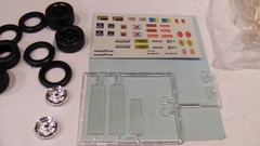 AMT Connoisseur Classics 1932 Chevrolet Cabriolet 1:25 Model Kit #6508 Complete