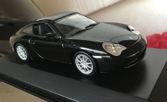 1/43 MINICHAMPS PORSHE 911 , Carrera 4, 2003, black met. mint ++!